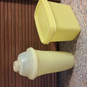 Vintage Tupperware Shelf Saver 1243-6 and Tupperware Gravy Shaker Cup 844-3